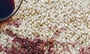 地毯上沾上了污漬，該怎么處理呢？